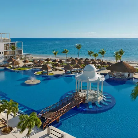 Dreams Sapphire Resort & Spa