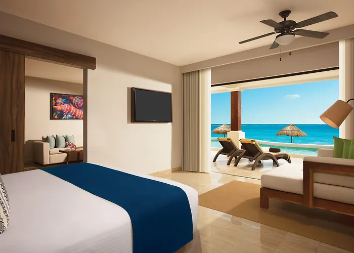 Resort Dreams Sapphire & Puerto Morelos